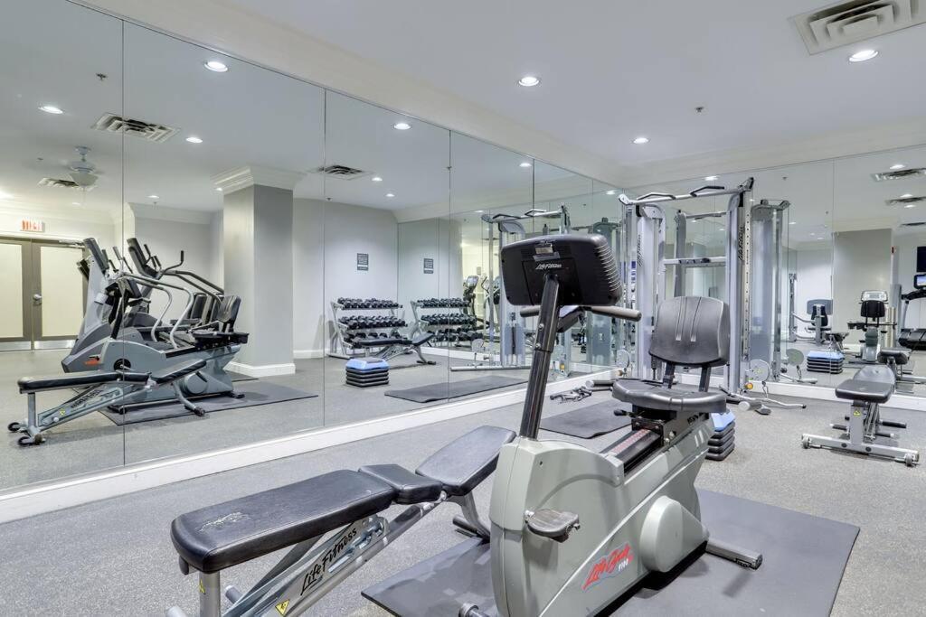 Sensational 1 Bedroom Condo At Ballston Place With Gym อาร์ลิงตัน ภายนอก รูปภาพ